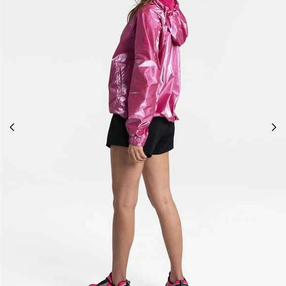 BNWT Ultralight Edition Jacket - Rhubarb - Picture 3 of 5